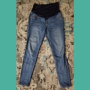 Old navy maternity jeans